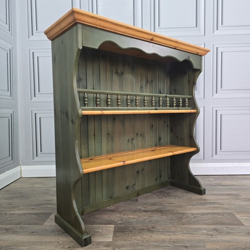 Vintage pine dresser top - pine,