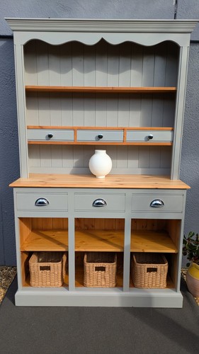 Solid pine painted - , dresser