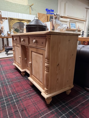 Victorian style solid - style,