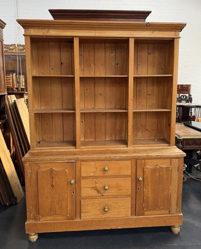 Victorian pine welsh - pine,