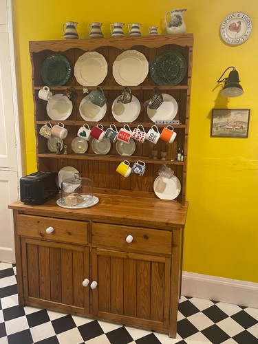 Lovely 1960s welsh pine - lovely,
