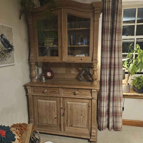 Solid antique pine - pine, dresser